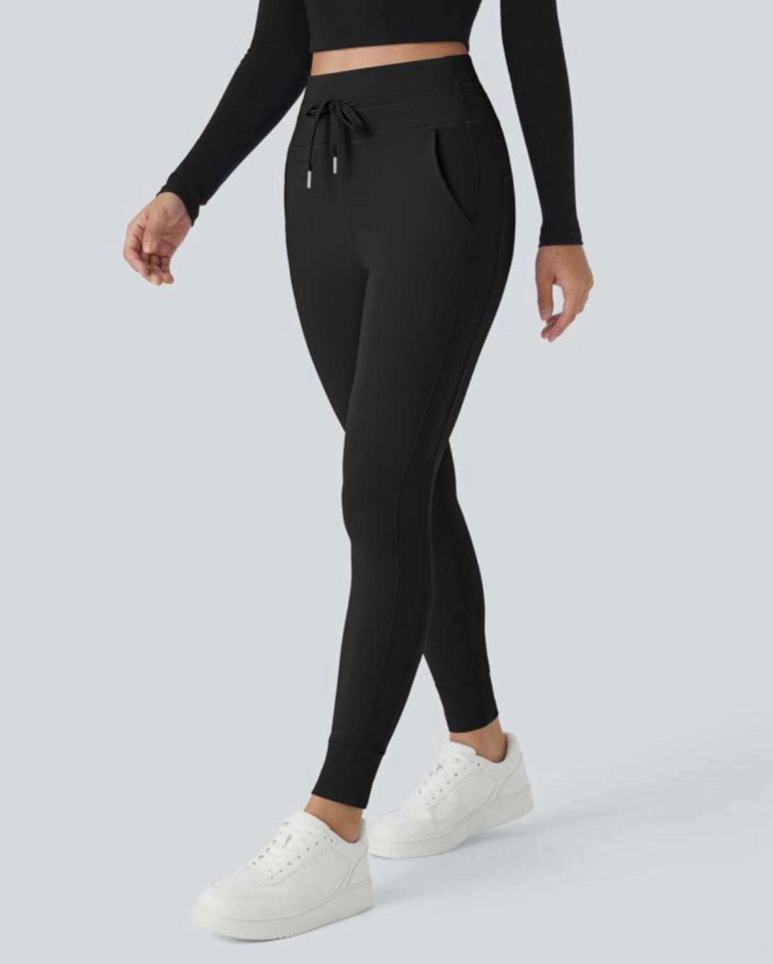 Halara SoftlyZero Jogger with Drawstring and Pockets.