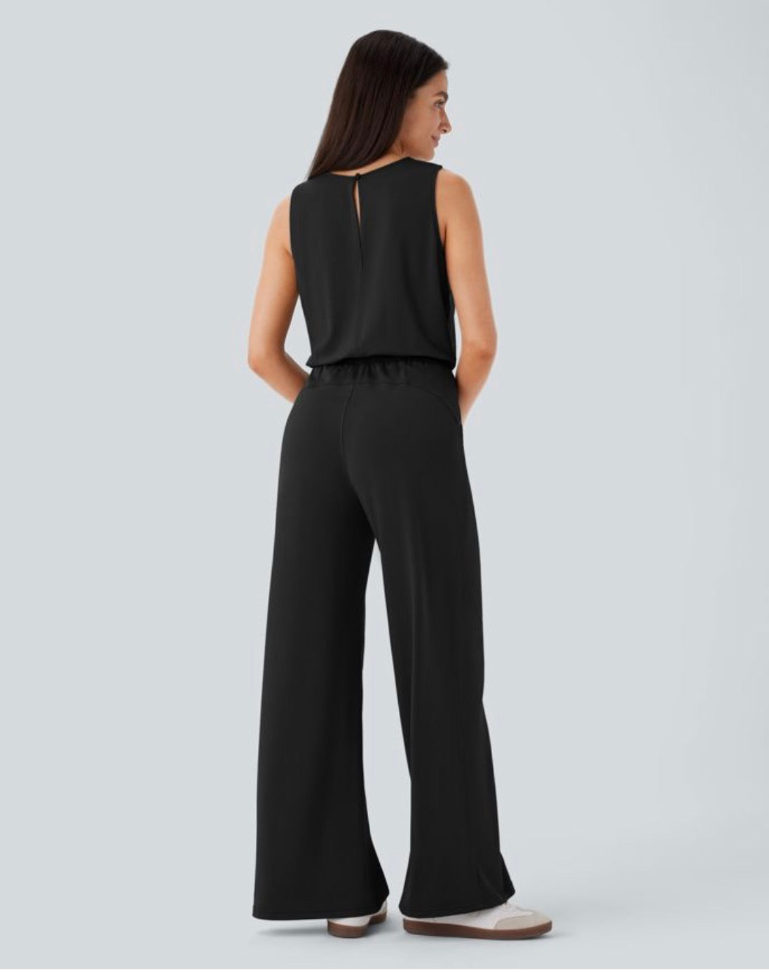 Round neck sleeveless keyhole back drawstring pocket casual jumpsuit