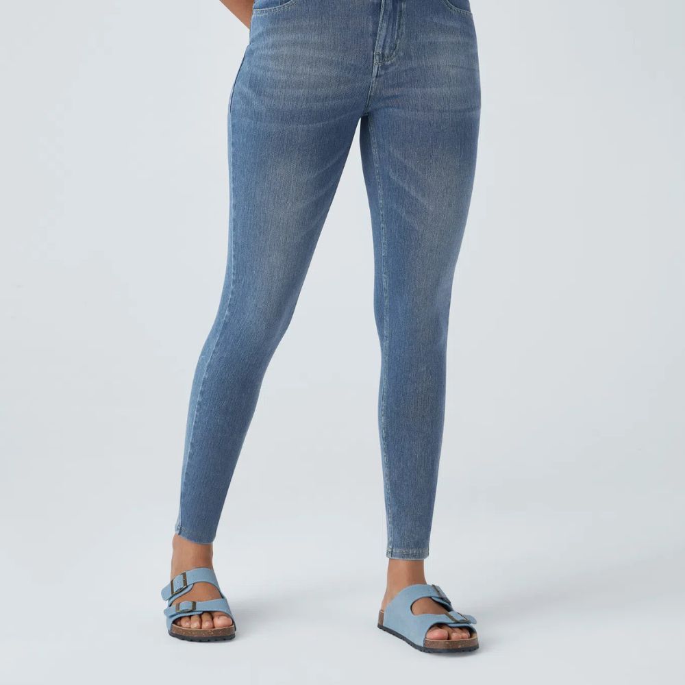 Halara Flex™ High Waisted Zipper Pocket Skinny Jeans