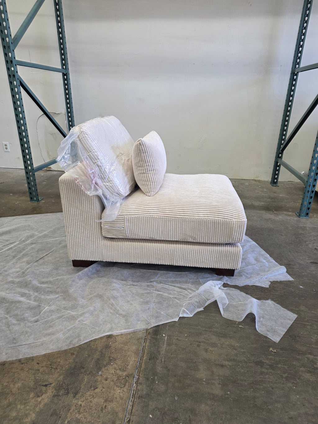 Andes Armless Chair Modular